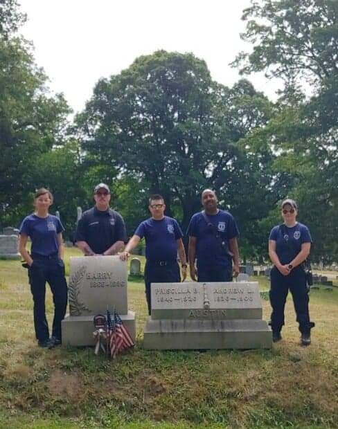 I want to give a big thank you to those individuals below who took time out of their Saturday morning weeks ago to carry on what has become a true Protectives tradition. Learning about and maintaining the plot our fallen brother Harry Austin.